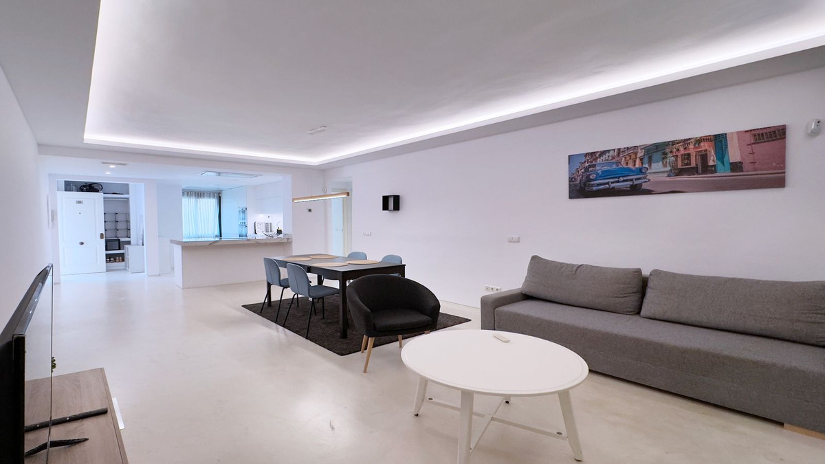 2 Bed Apartment for sale in Nueva Andalucía Costa Del Sol, Málaga, Spain