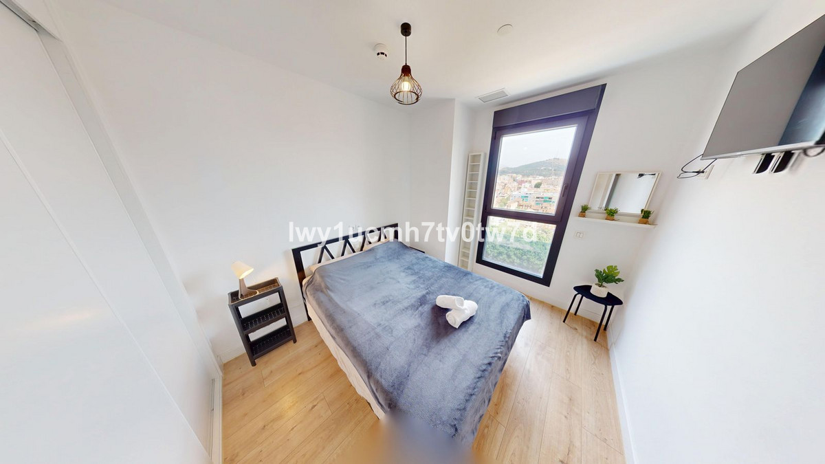 Se vende Apartamento Planta Media de 2 dormitorios en Málaga Ciudad, Málaga, España