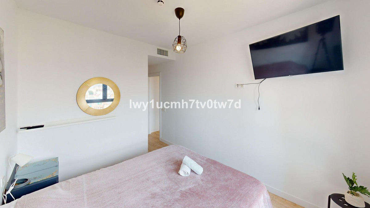 Se vende Apartamento Planta Media de 2 dormitorios en Málaga Ciudad, Málaga, España