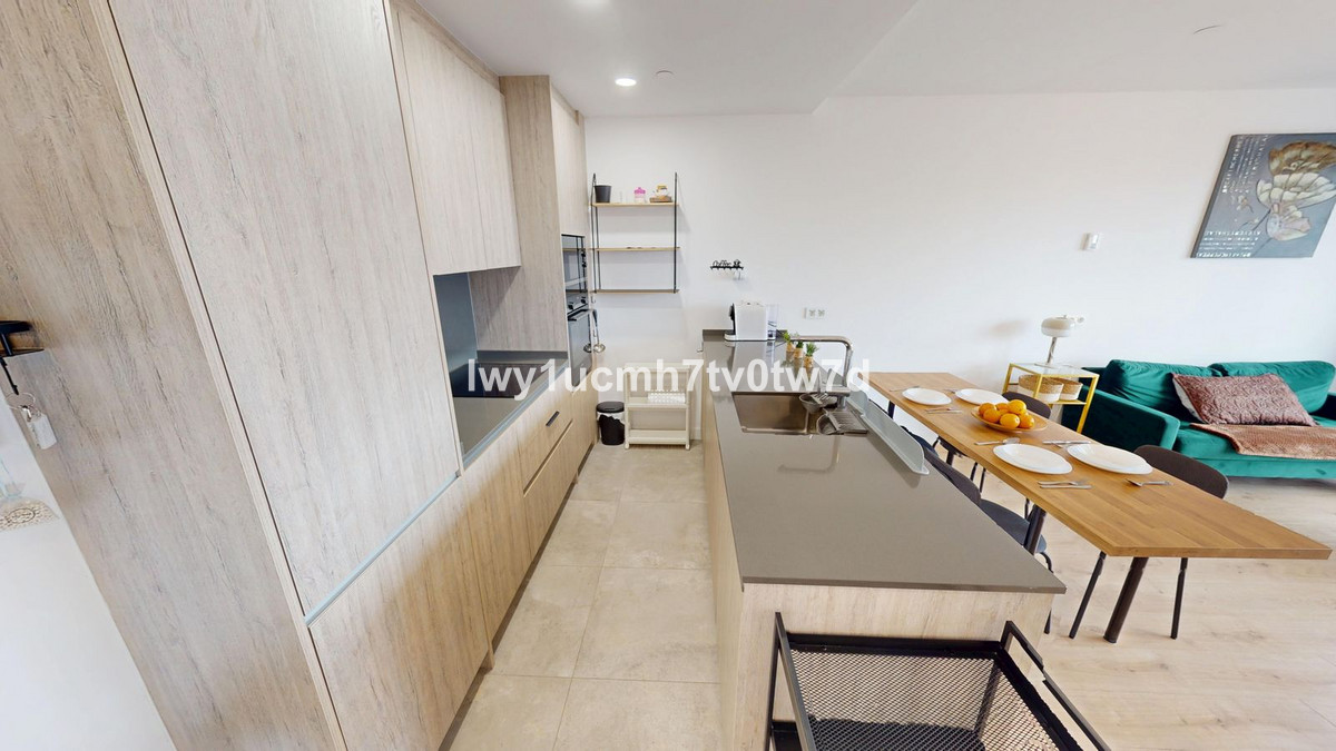 Se vende Apartamento Planta Media de 2 dormitorios en Málaga Ciudad, Málaga, España