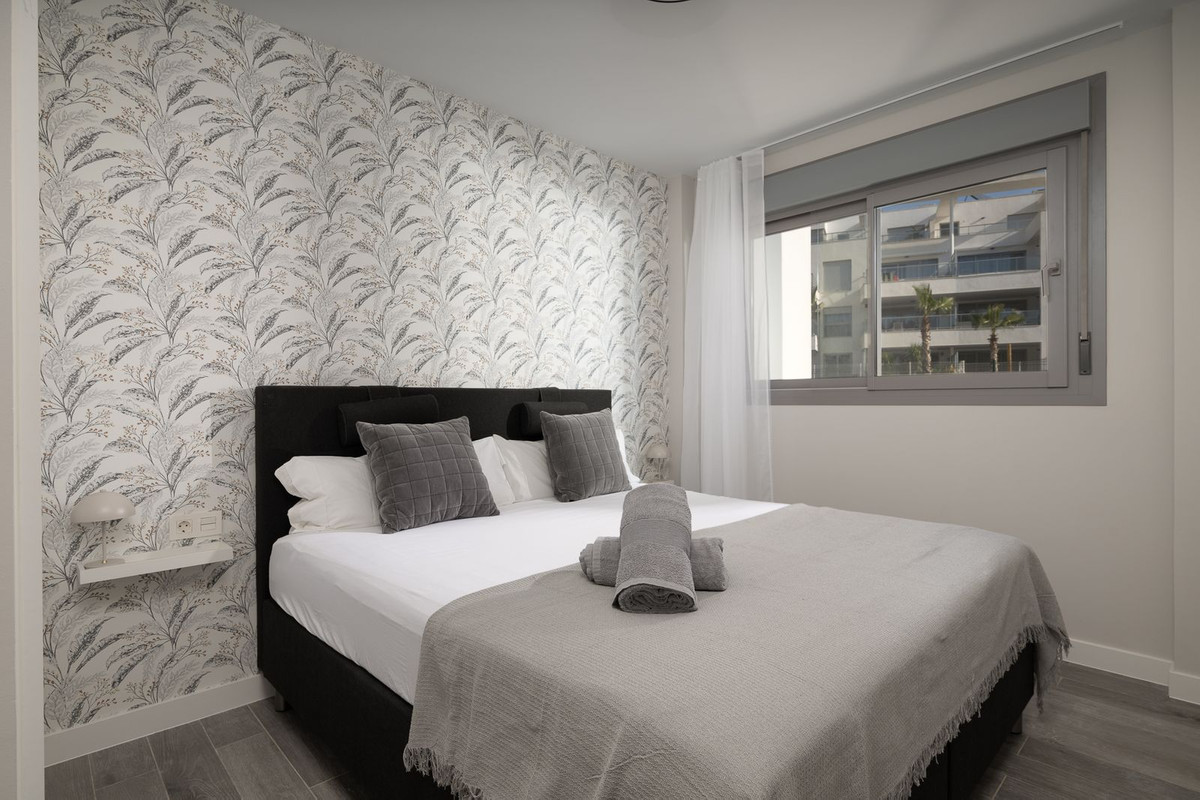 3 Bed Apartment for sale in El Chaparral Costa Del Sol, Málaga, Spain