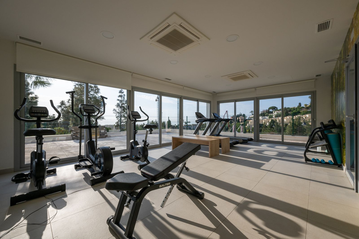 3 Bed Apartment for sale in El Chaparral Costa Del Sol, Málaga, Spain