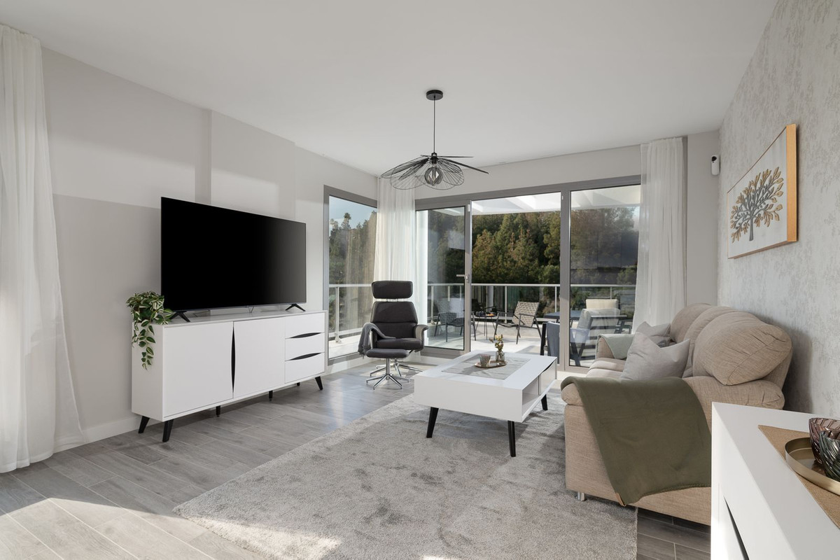 3 Bed Apartment for sale in El Chaparral Costa Del Sol, Málaga, Spain