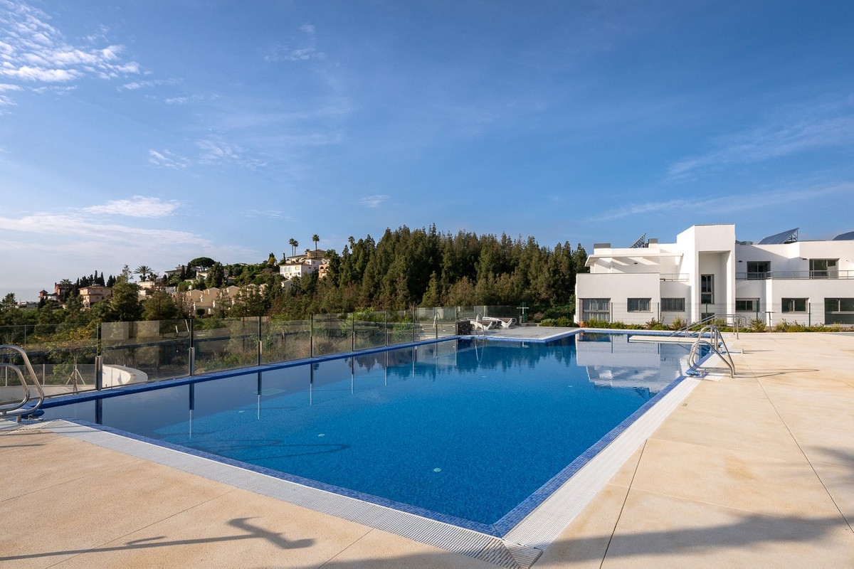 3 Bed Apartment for sale in El Chaparral Costa Del Sol, Málaga, Spain