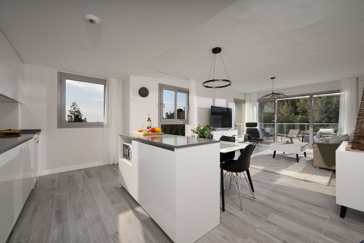 3 Bed Apartment for sale in El Chaparral Costa Del Sol, Málaga, Spain