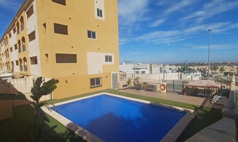 Se vende Ático de 2 dormitorios en Costa Blanca, Alicante, España