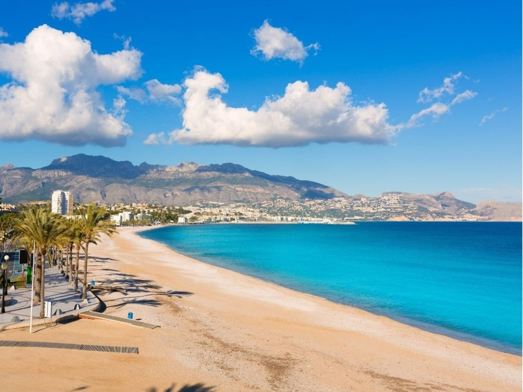 7 Bed Townhouse for sale in Albir Costa Blanca, Alicante, Spain