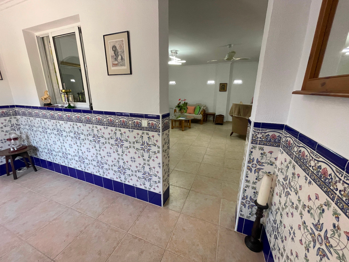 Se vende Villa - Chalet de 4 dormitorios en Costa Blanca, Alicante, España
