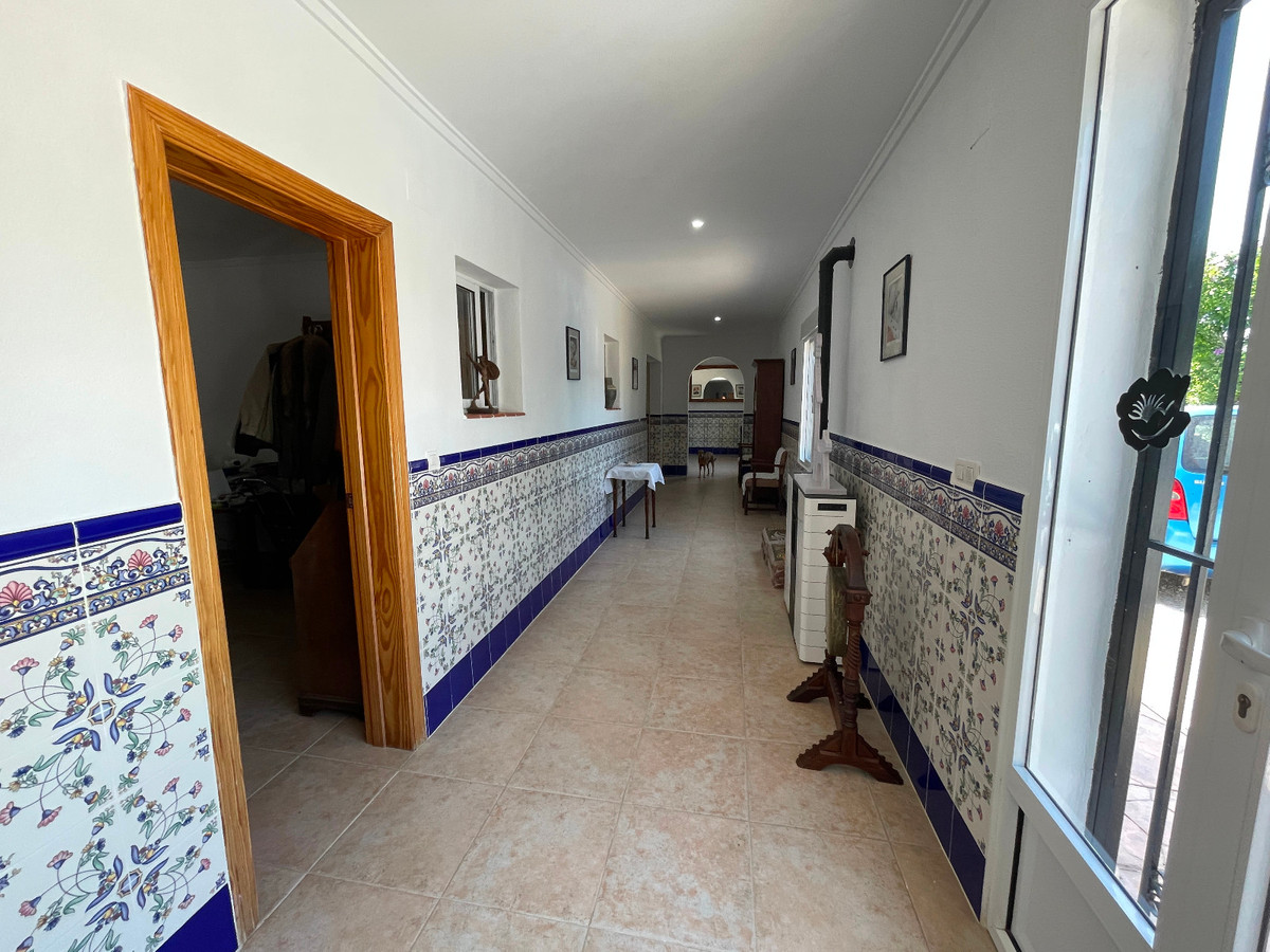 Se vende Villa - Chalet de 4 dormitorios en Costa Blanca, Alicante, España
