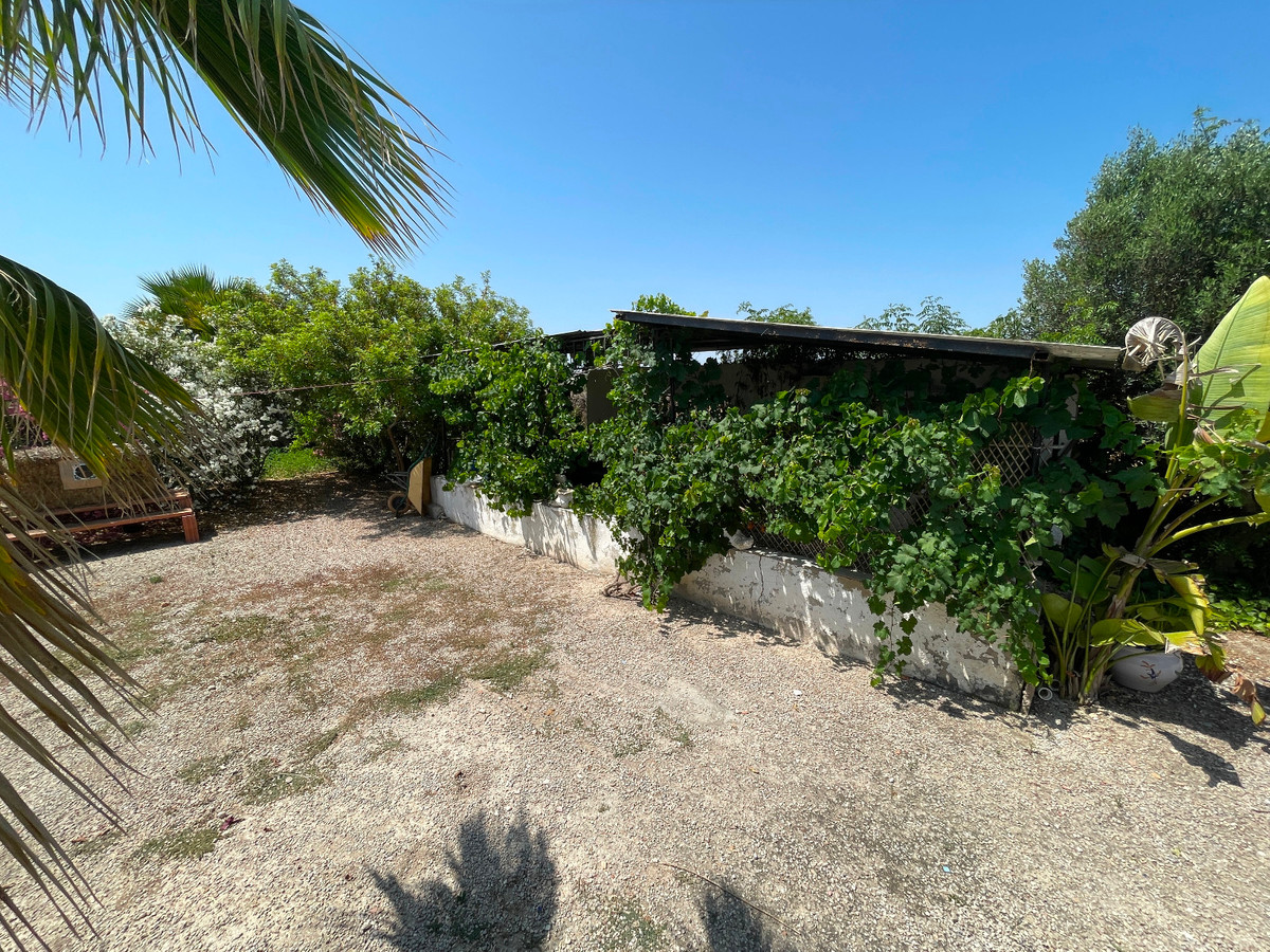 Se vende Villa - Chalet de 4 dormitorios en Costa Blanca, Alicante, España