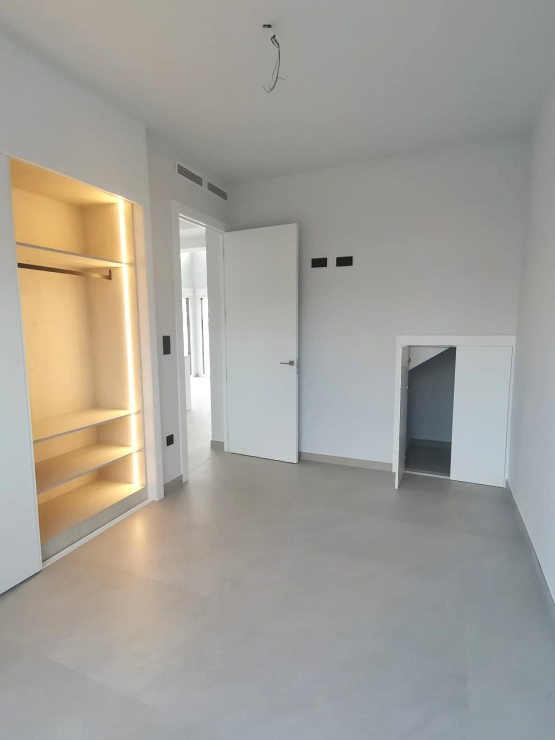 Se vende Villa - Chalet de 3 dormitorios en Costa Blanca, Alicante, España