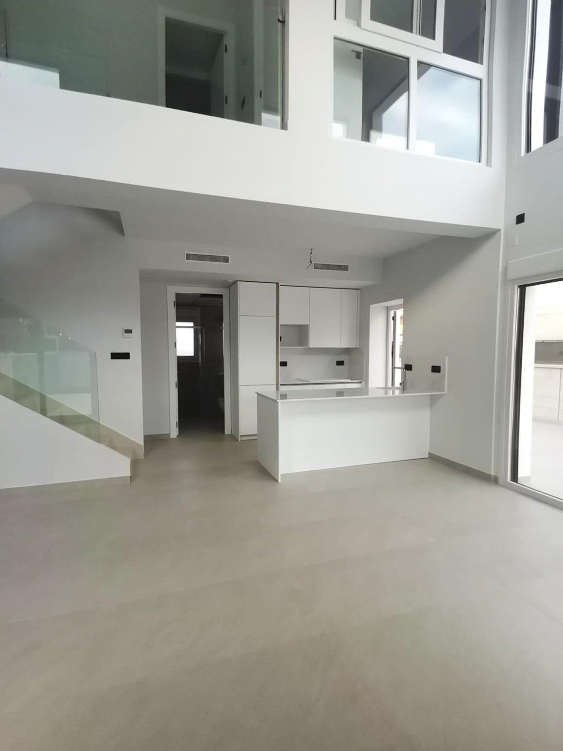 Se vende Villa - Chalet de 3 dormitorios en Costa Blanca, Alicante, España