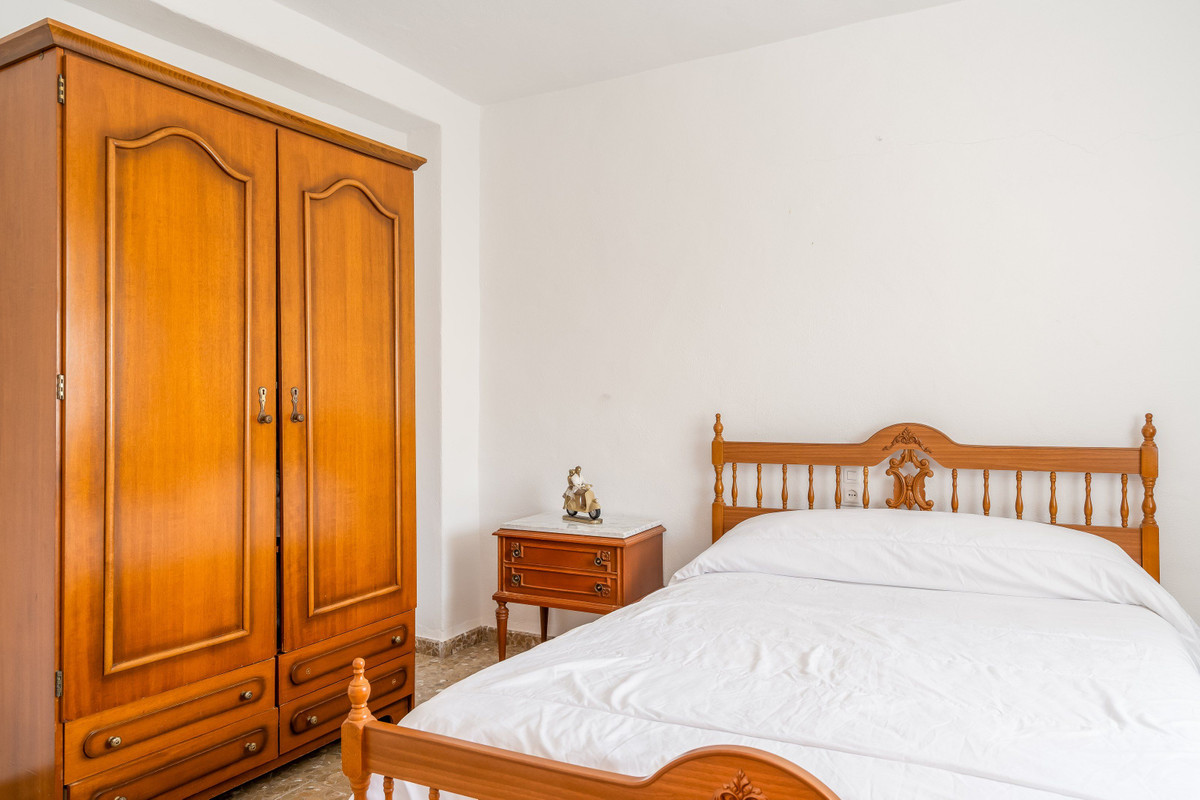 Se vende Adosada de 5 dormitorios en Costa Del Sol, Málaga, España