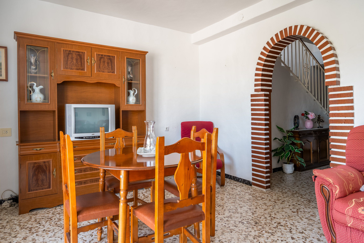 Se vende Adosada de 5 dormitorios en Costa Del Sol, Málaga, España