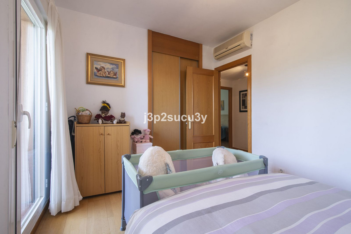 Se vende Pareada de 3 dormitorios en Costa Del Sol, Málaga, España