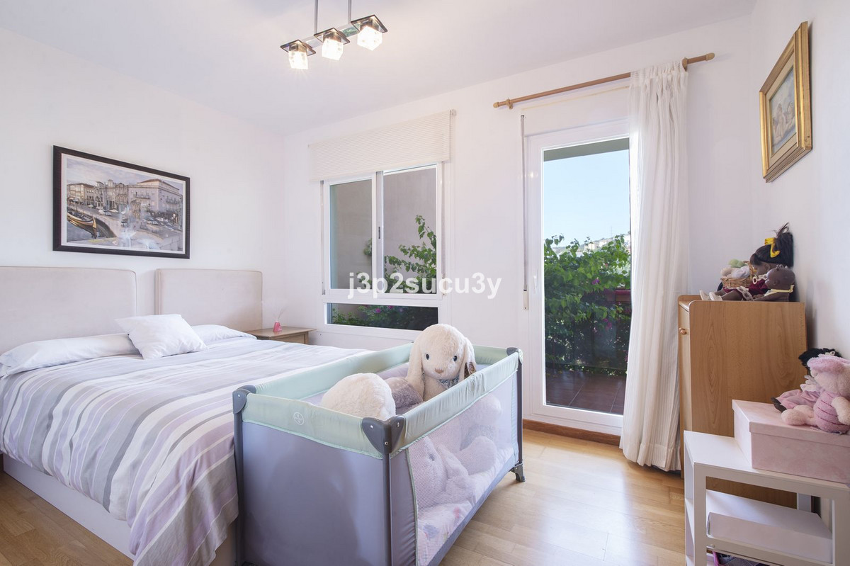 Se vende Pareada de 3 dormitorios en Costa Del Sol, Málaga, España