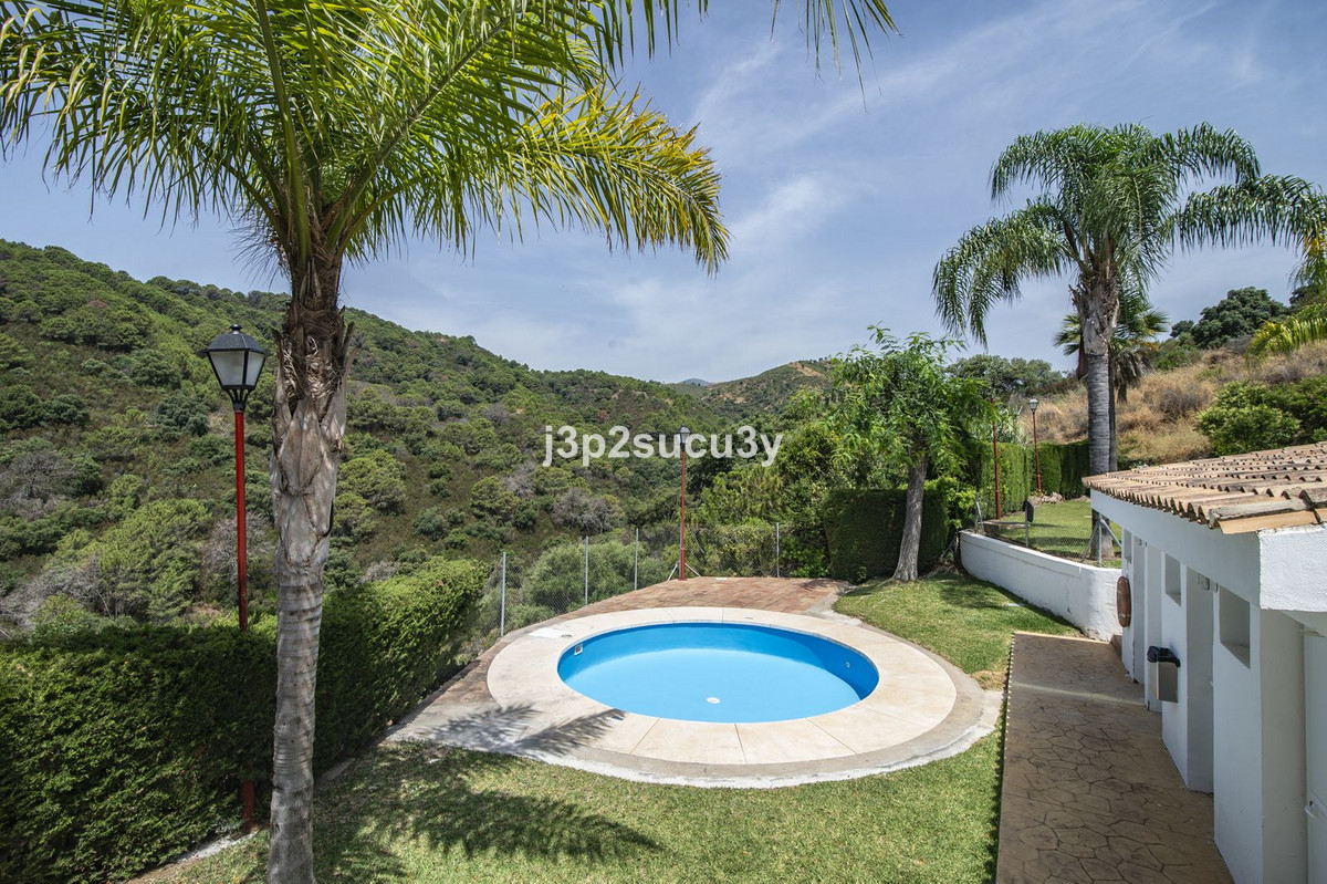 Se vende Pareada de 3 dormitorios en Costa Del Sol, Málaga, España