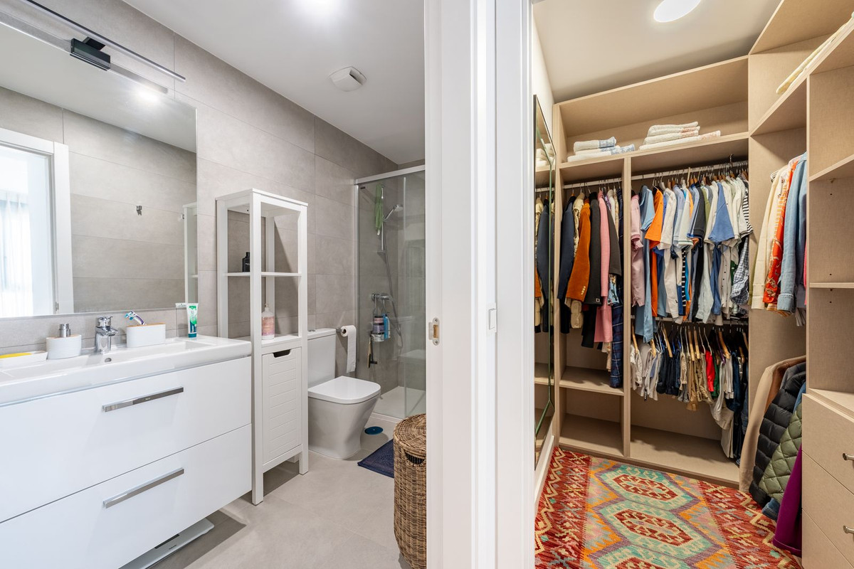 3 Bed Apartment for sale in Málaga Costa Del Sol, Málaga, Spain