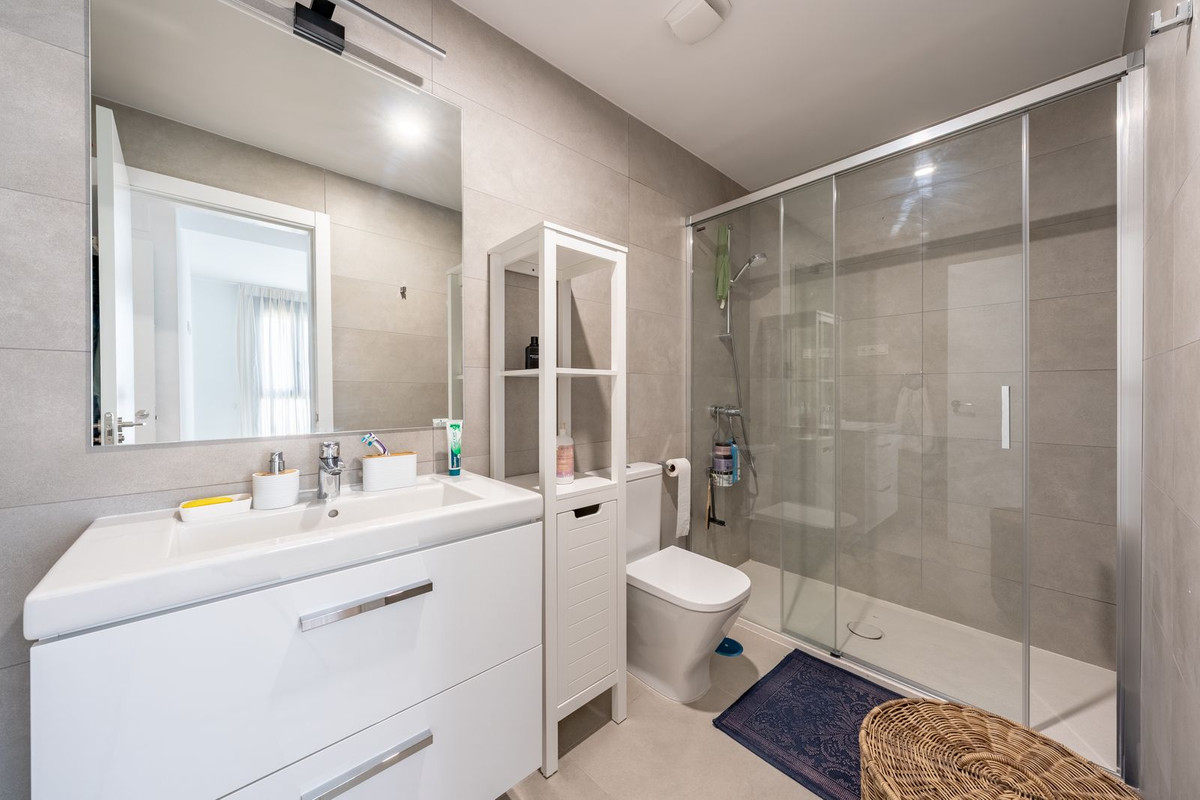 3 Bed Apartment for sale in Málaga Costa Del Sol, Málaga, Spain