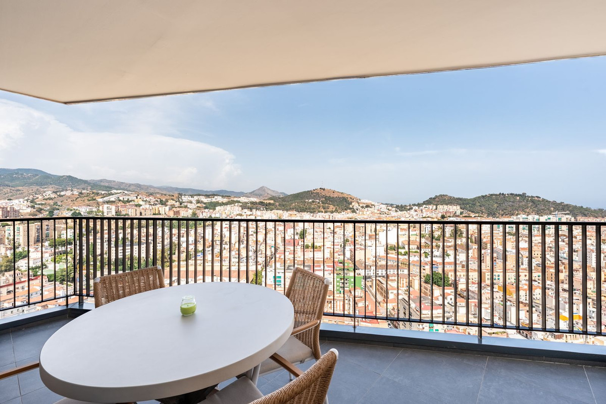 3 Bed Apartment for sale in Málaga Costa Del Sol, Málaga, Spain