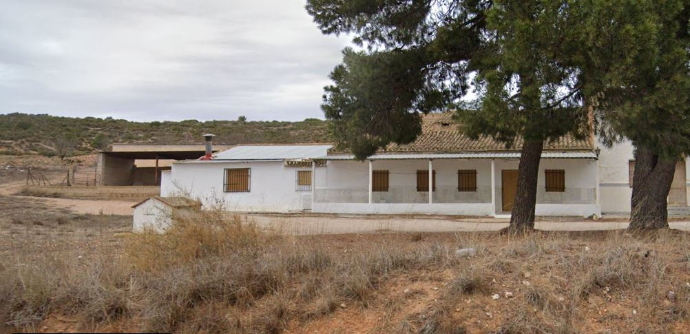 10 Bed Townhouse for sale in Yecla Costa Calida, Murcia, Spain