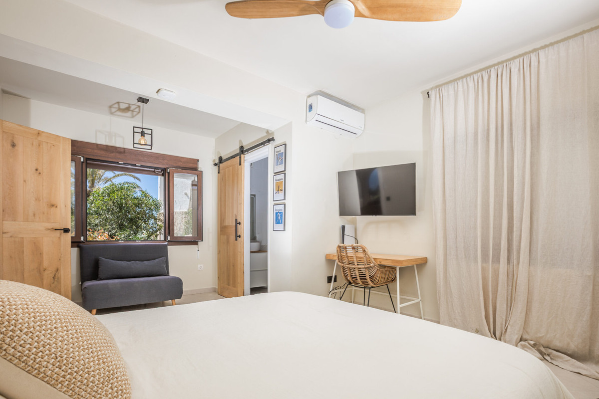 4 Bed Townhouse for sale in Javea Costa Blanca, Alicante, Spain