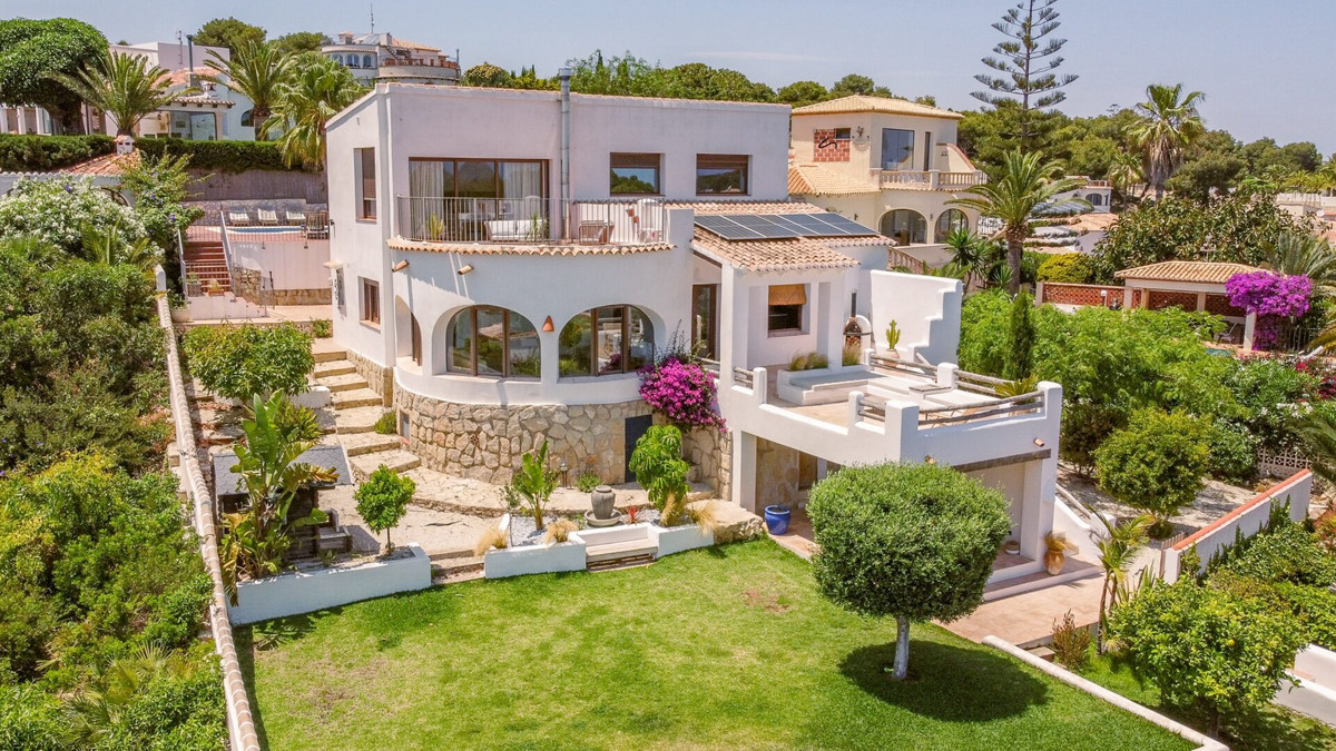 4 Bed Townhouse for sale in Javea Costa Blanca, Alicante, Spain