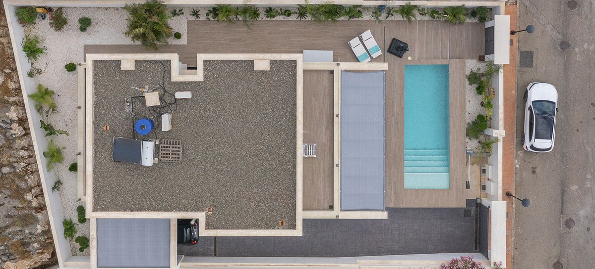 4 Bed Townhouse for sale in Coín Costa Del Sol, Málaga, Spain