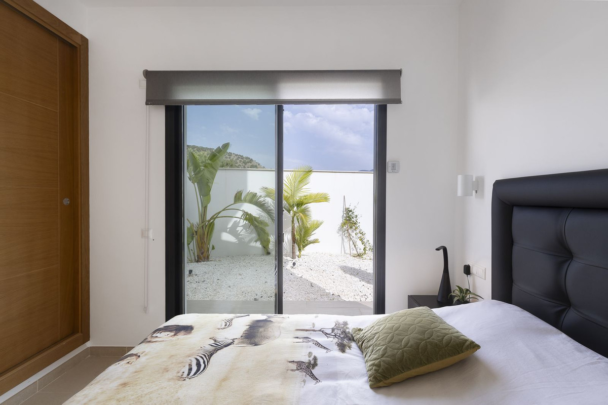 4 Bed Townhouse for sale in Coín Costa Del Sol, Málaga, Spain