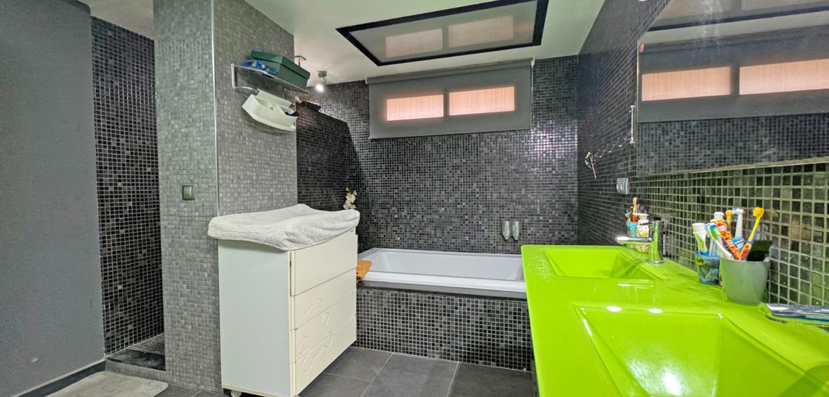 Se vende Dúplex de 4 dormitorios en Costa Blanca, Alicante, España