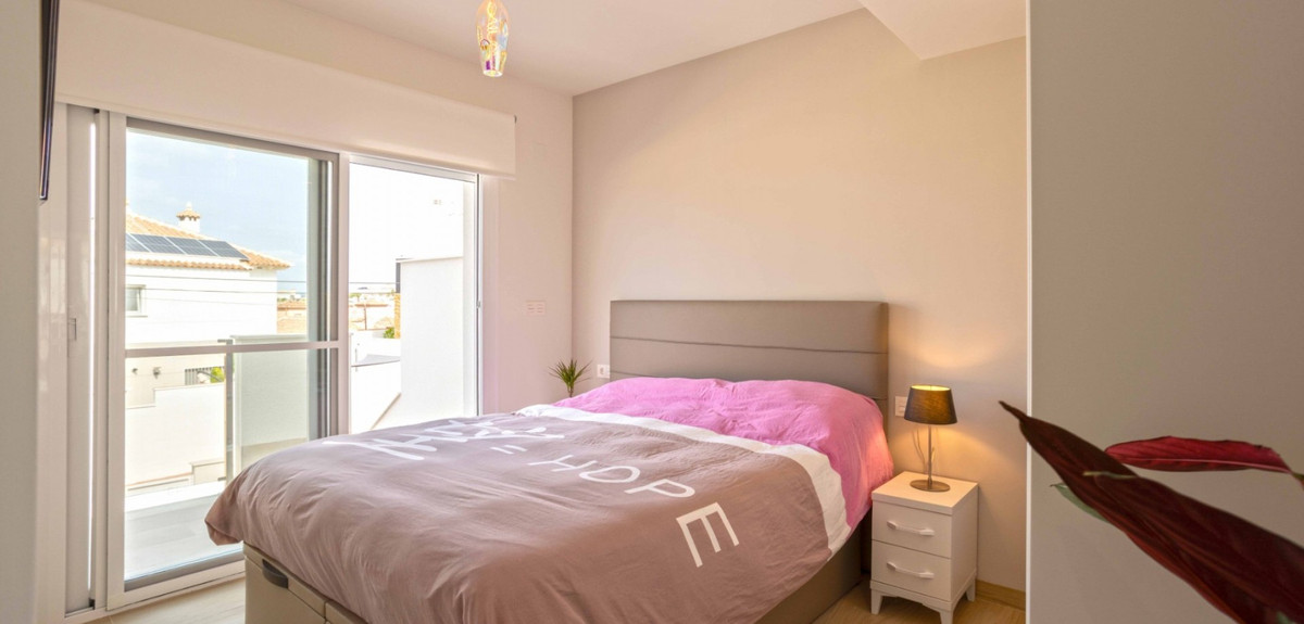Se vende Ático de 2 dormitorios en Costa Blanca, Alicante, España