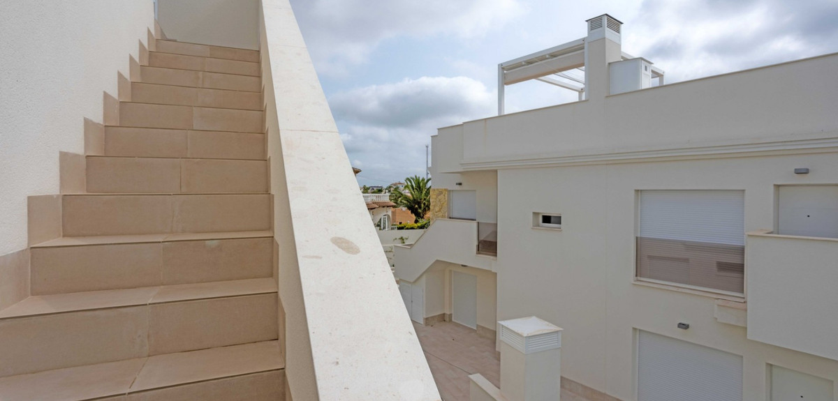 Se vende Ático de 2 dormitorios en Costa Blanca, Alicante, España