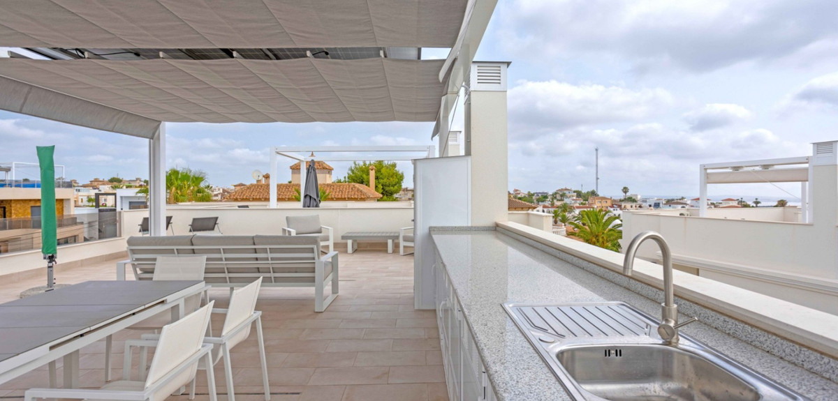 Se vende Ático de 2 dormitorios en Costa Blanca, Alicante, España