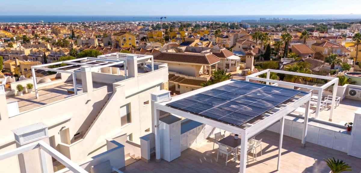 Se vende Ático de 2 dormitorios en Costa Blanca, Alicante, España