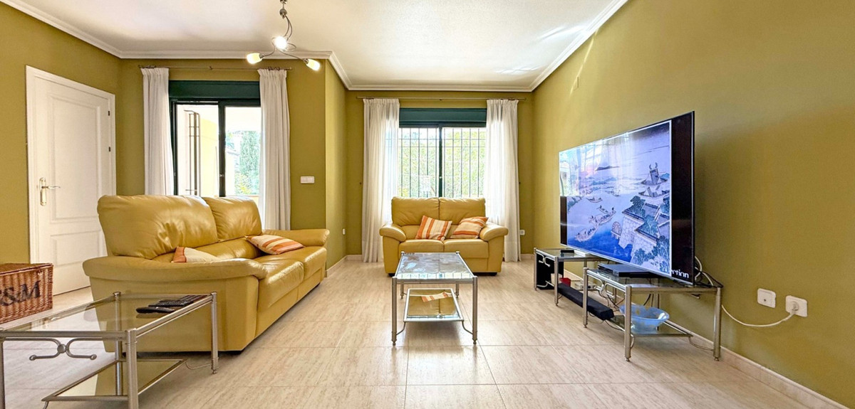 2 Bed Apartment for sale in Lomas De Campoamor Costa Blanca, Alicante, Spain