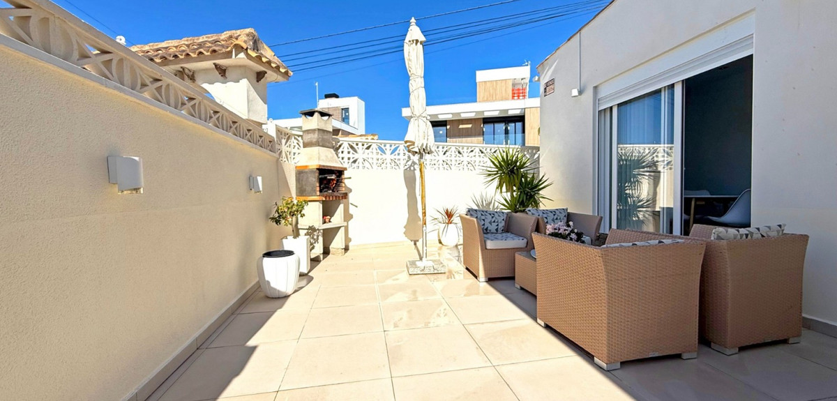 2 Bed Townhouse for sale in Torrevieja Costa Blanca, Alicante, Spain