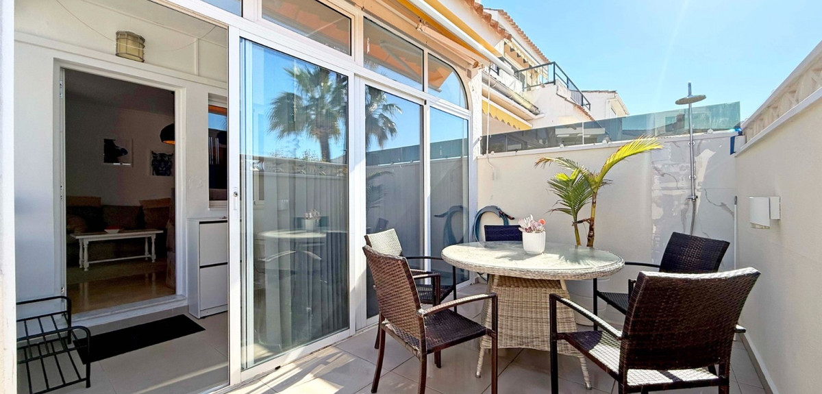 2 Bed Townhouse for sale in Torrevieja Costa Blanca, Alicante, Spain