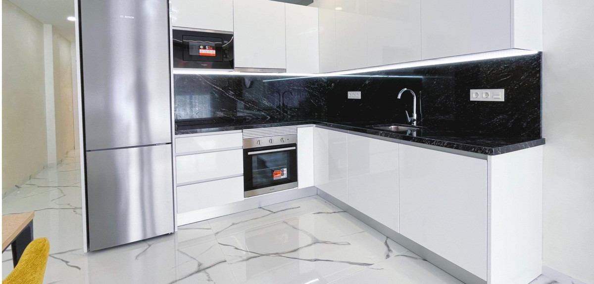 Se vende Apartamento Planta Media de 2 dormitorios en Costa Blanca, Alicante, España