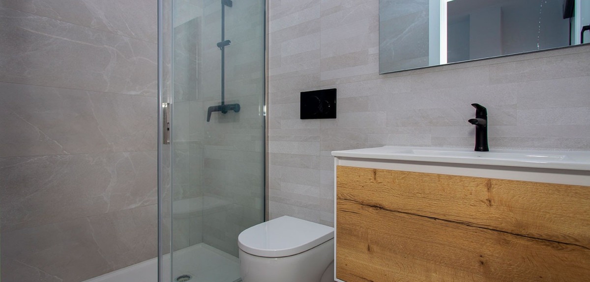 Se vende Apartamento Planta Media de 2 dormitorios en Costa Blanca, Alicante, España