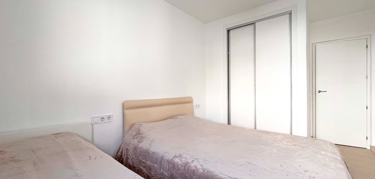 2 Bed Townhouse for sale in Playa Flamenca Costa Blanca, Alicante, Spain
