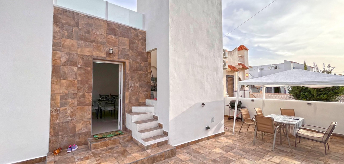 2 Bed Townhouse for sale in Playa Flamenca Costa Blanca, Alicante, Spain