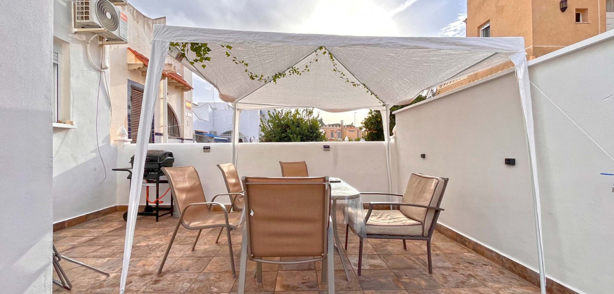 2 Bed Townhouse for sale in Playa Flamenca Costa Blanca, Alicante, Spain