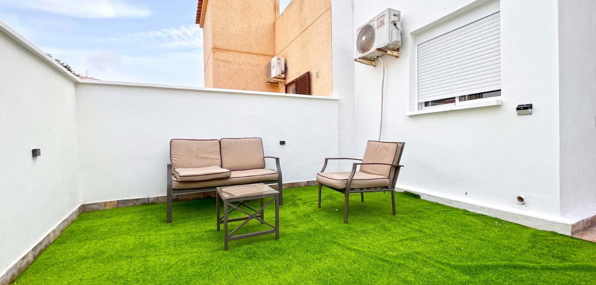 2 Bed Townhouse for sale in Playa Flamenca Costa Blanca, Alicante, Spain