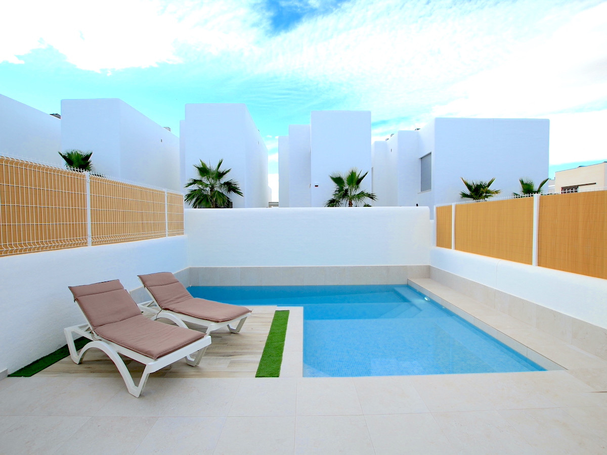 3 Bed Townhouse for sale in La Marina Costa Blanca, Alicante, Spain