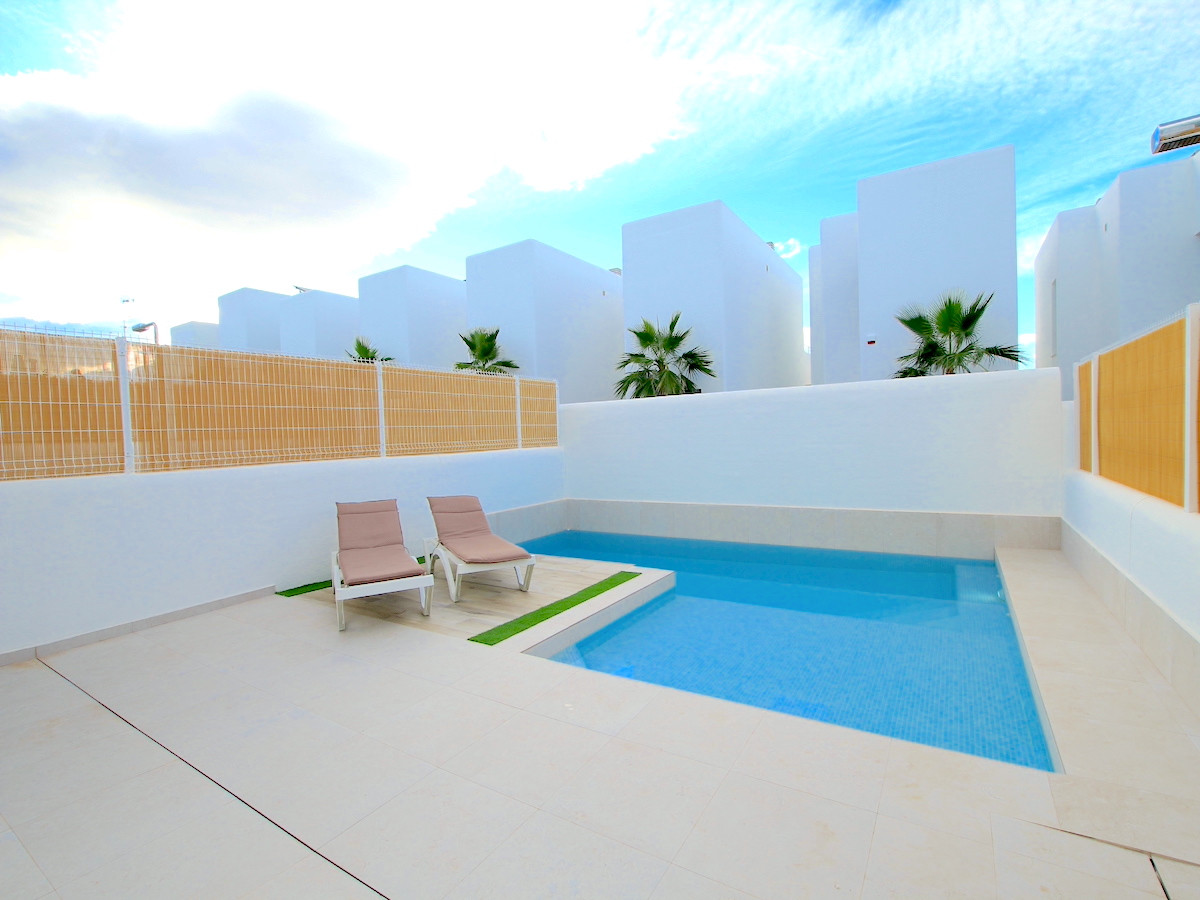 3 Bed Townhouse for sale in La Marina Costa Blanca, Alicante, Spain