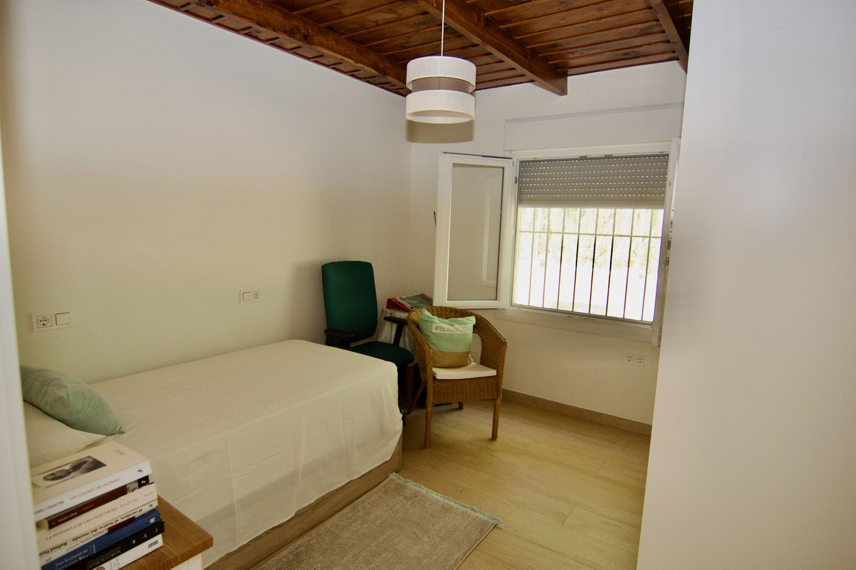 5 Bed Townhouse for sale in Alhaurín El Grande Costa Del Sol, Málaga, Spain