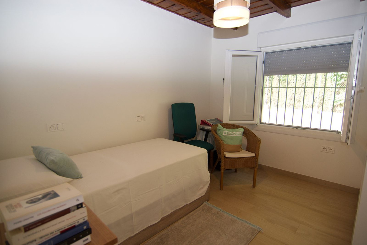 5 Bed Townhouse for sale in Alhaurín El Grande Costa Del Sol, Málaga, Spain