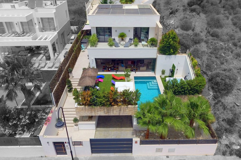 5 Bed Townhouse for sale in La Cala De Mijas Costa Del Sol, Málaga, Spain