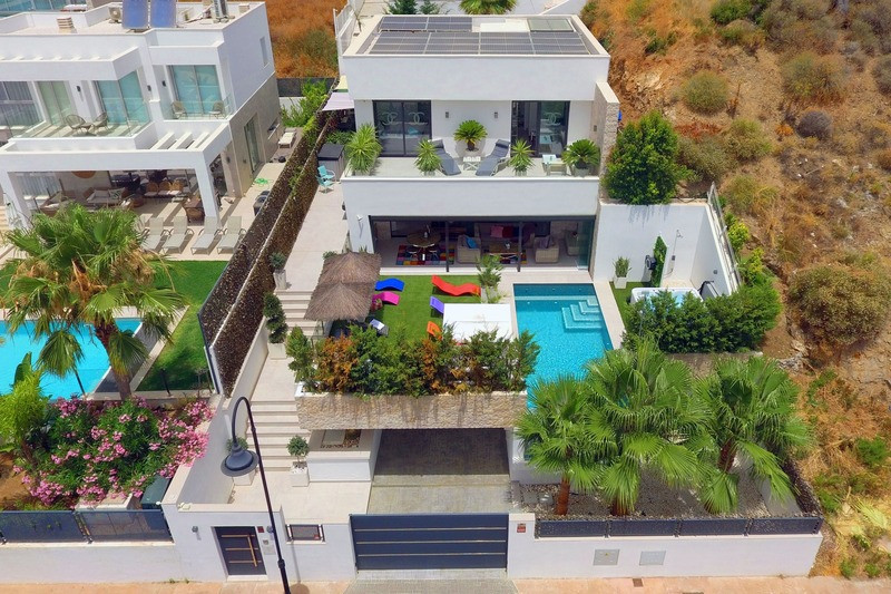 5 Bed Townhouse for sale in La Cala De Mijas Costa Del Sol, Málaga, Spain