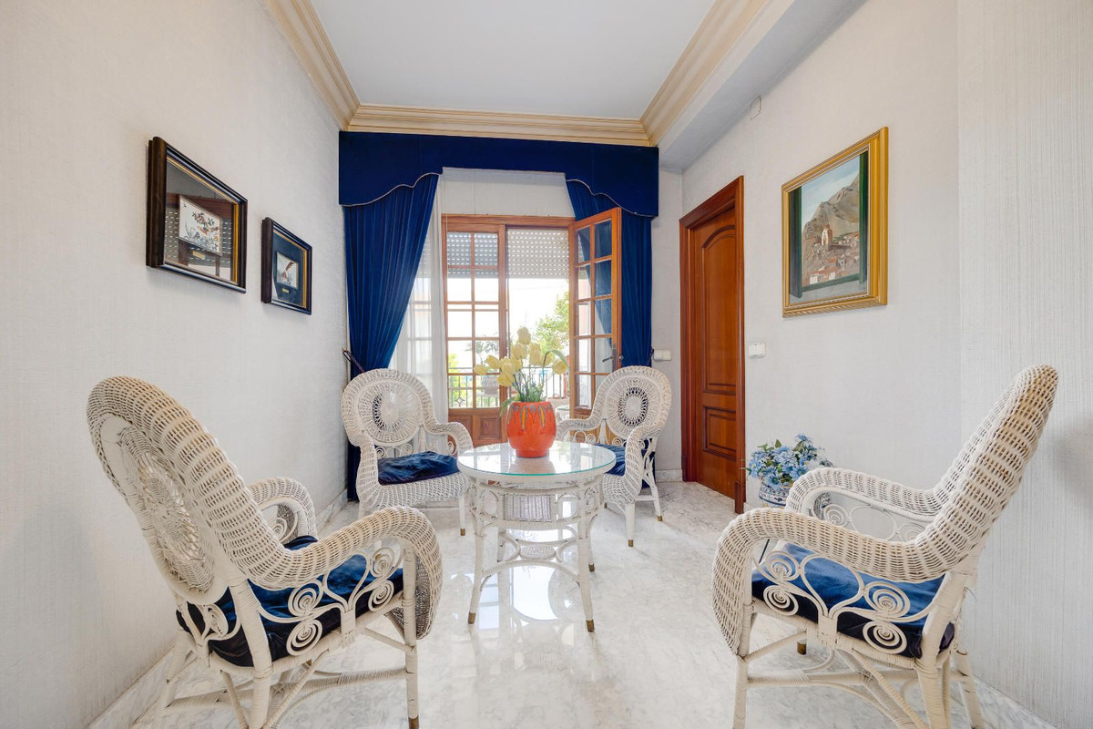 12 Bed Townhouse for sale in Callosa De Segura Costa Blanca, Alicante, Spain